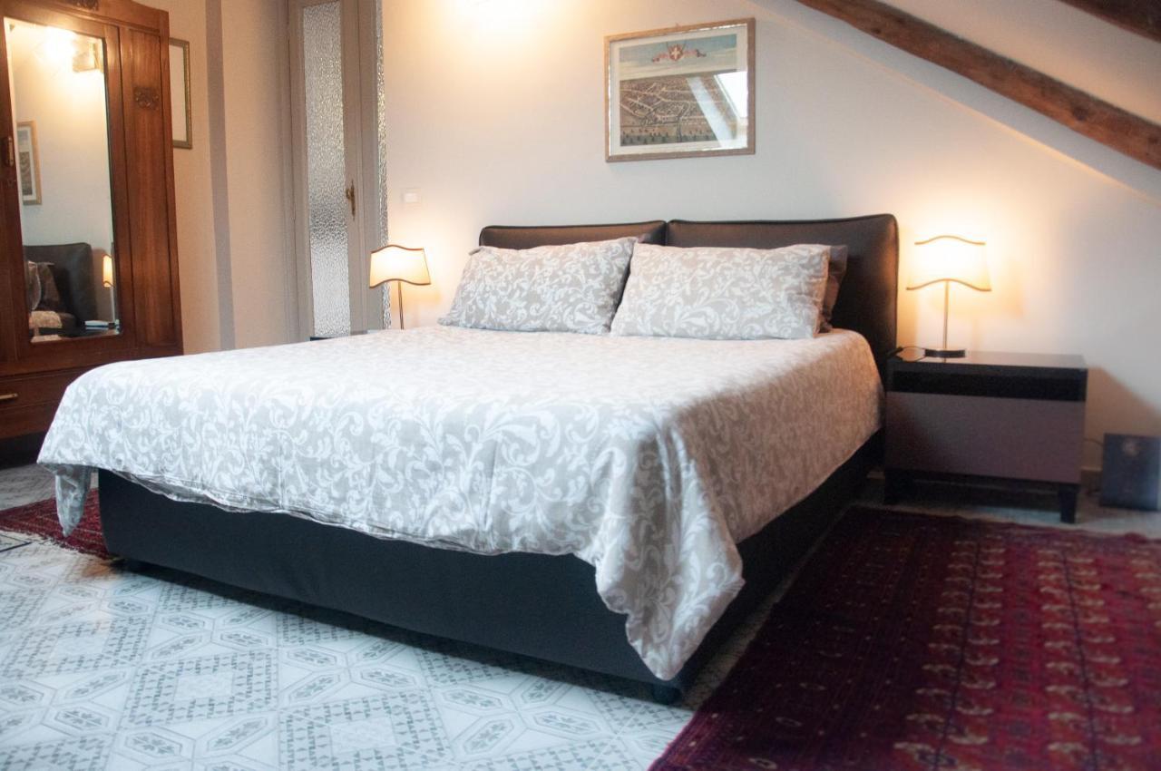 Suite Sommeiller Comfort In Centro Torino Exterior foto