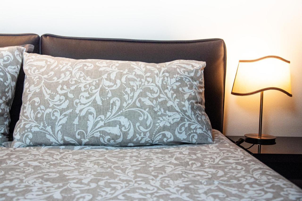 Suite Sommeiller Comfort In Centro Torino Exterior foto